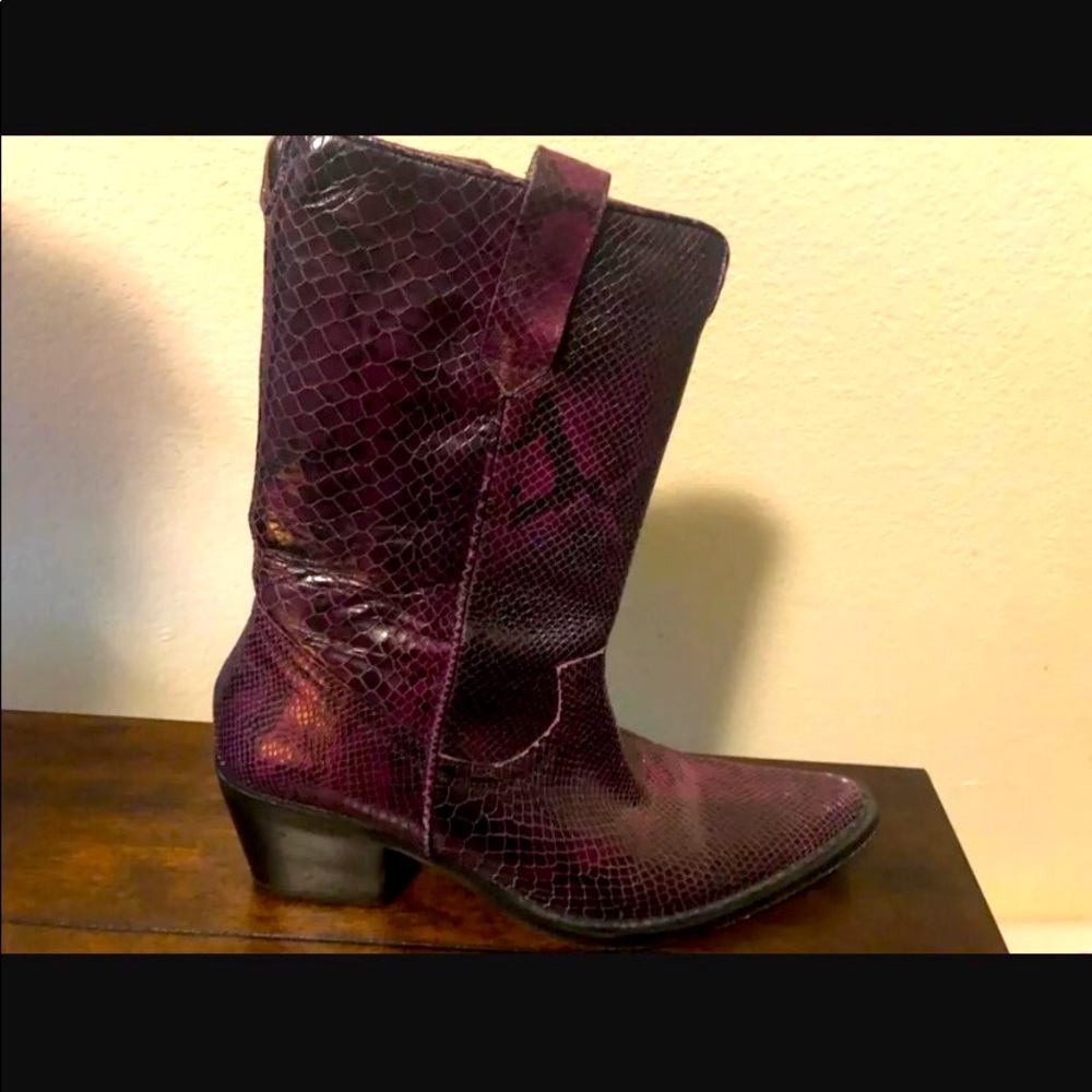 SOLD Rare Vintage Guess Genuine Purple Snakeskin Western Boots